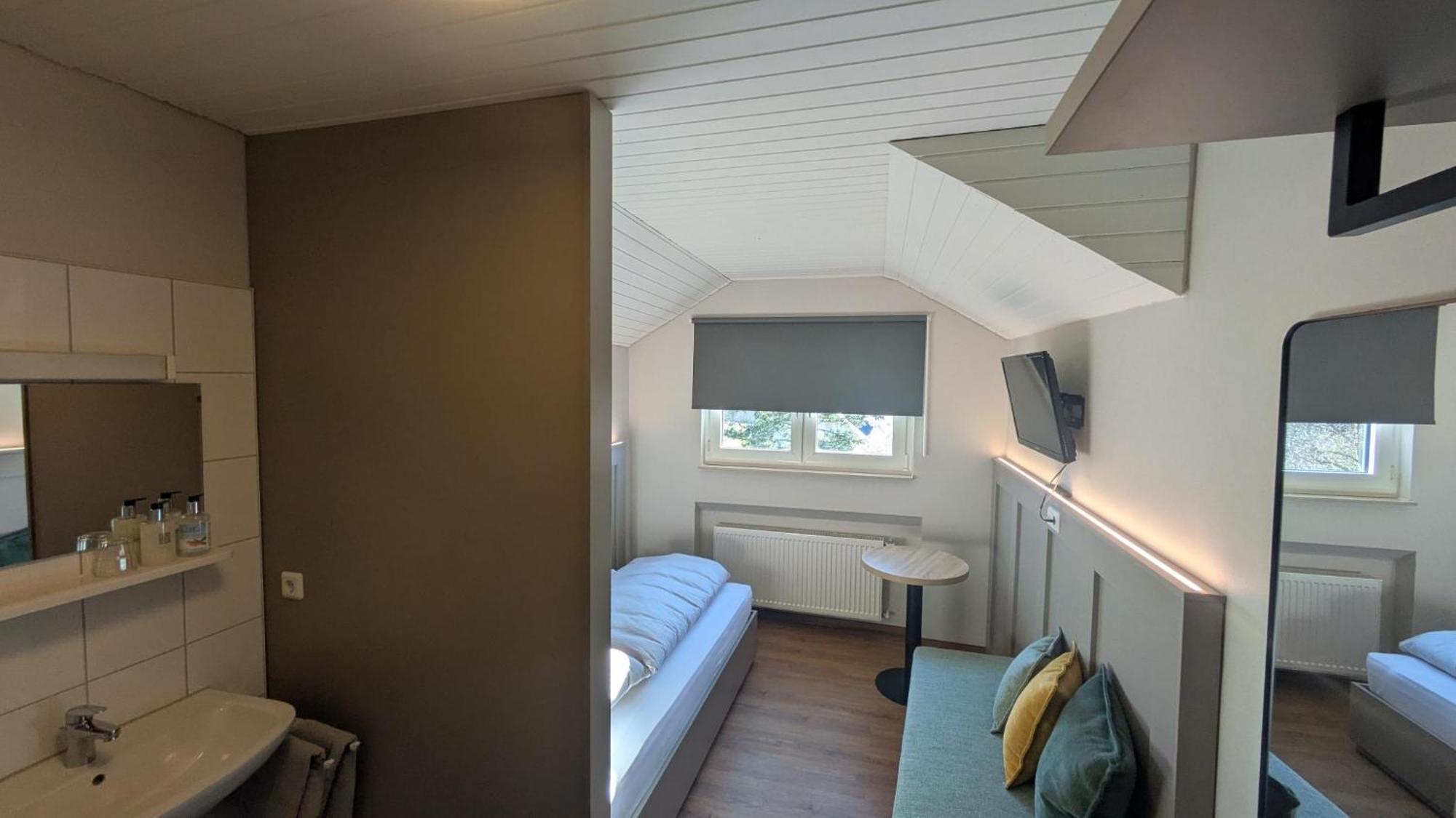Landhotel Sonneneck - Breuna Im Naturpark Extérieur photo